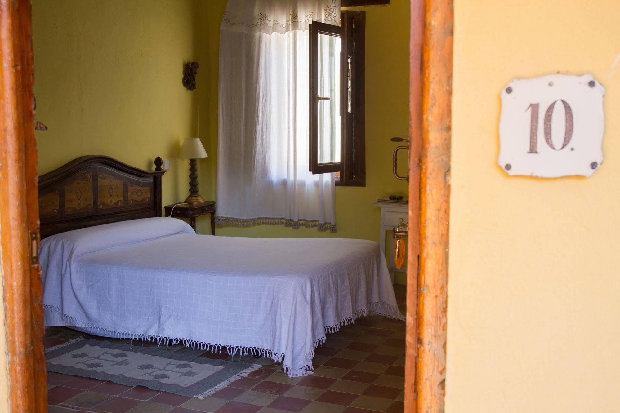 Casa Palacio Conde De Garcinarro Huete Eksteriør billede